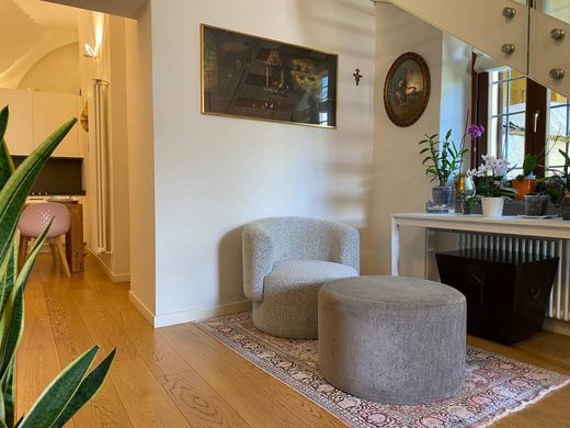 Apartment in Cernusco sul Naviglio, Milan