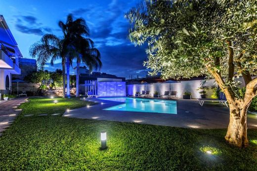 Villa a Avola, Siracusa