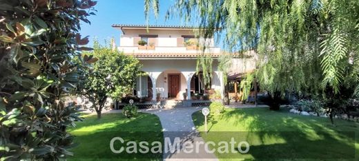 Villa in Ciampino, Rom