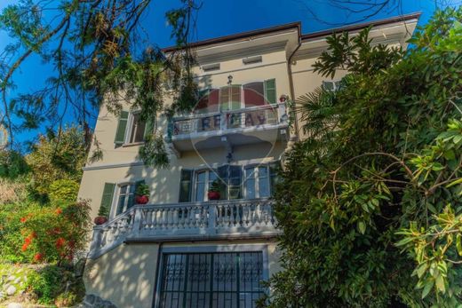 Villa - Castelletto sopra Ticino, Provincia di Novara