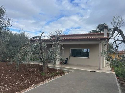 Willa w Fiano Romano, Rzym