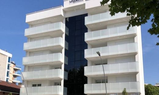 Penthouse Lignano Sabbiadoro, Udine ilçesinde