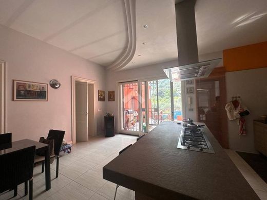 Piso / Apartamento en Gragnano, Napoles