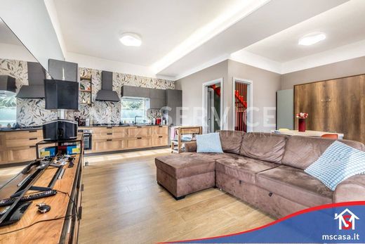 Terraced house in Ladispoli, Rome
