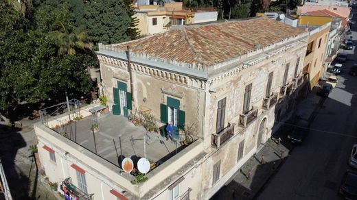 Villa Messina, Messina ilçesinde