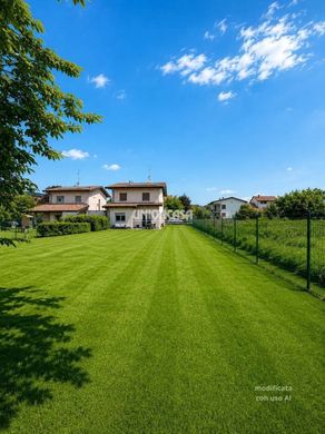 Villa - Solbiate, Provincia di Como