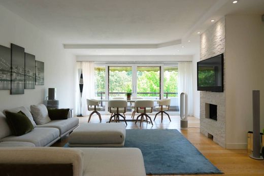 阁楼  Basiglio, 米兰省