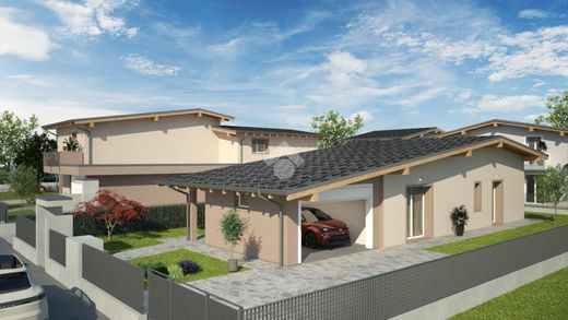 Caravaggio, Provincia di Bergamoのヴィラ