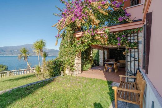 아파트 / Torri del Benaco, Provincia di Verona