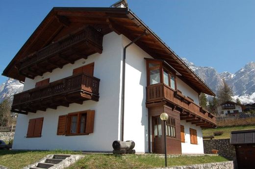 Piso / Apartamento en San Vito, Provincia di Belluno