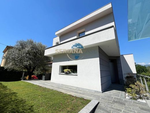 Ponteranica, Provincia di Bergamoのヴィラ