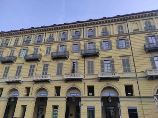 아파트 / 토리노, Torino