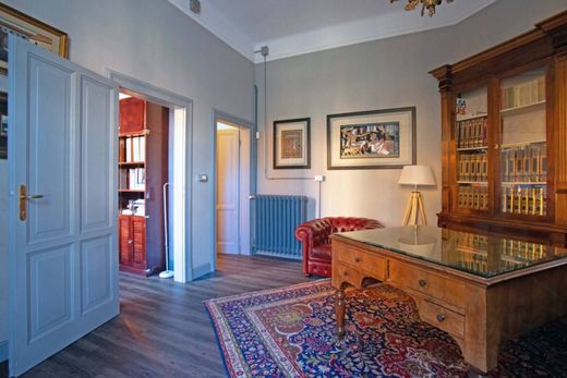 Apartment in Bologna, Emilia-Romagna