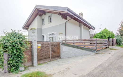 Βίλα σε Sesto Calende, Provincia di Varese