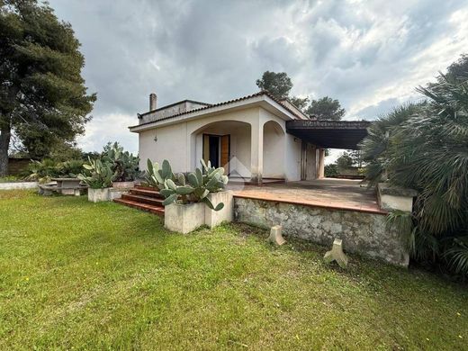 Villa a Gallipoli, Lecce