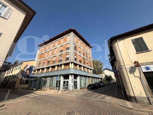 Piso / Apartamento en Meda, Provincia di Monza e della Brianza