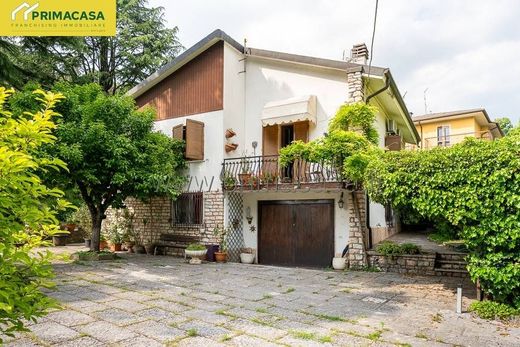 Grezzana, Provincia di Veronaのヴィラ