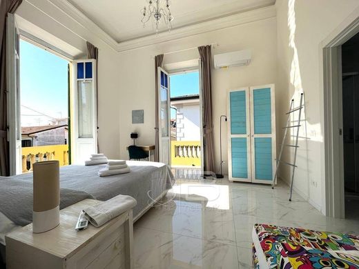 Βίλα σε Viareggio, Provincia di Lucca