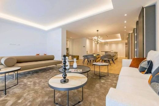 아파트 / 밀라노, Città metropolitana di Milano