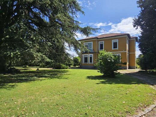 Villa in Cassano d'Adda, Milan