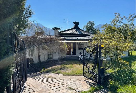 Villa Levico Terme, Trento ilçesinde