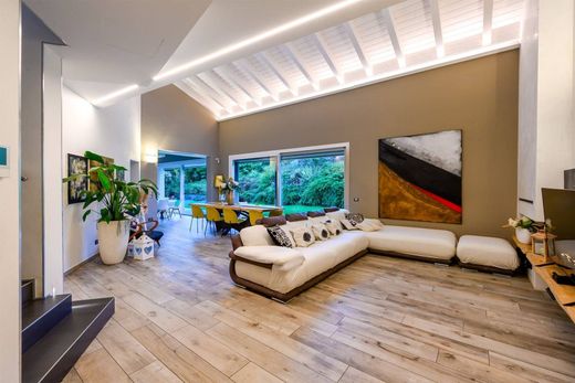 Villa in Castelnuovo Rangone, Provincia di Modena