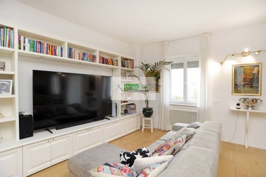 Apartment / Etagenwohnung in Mailand, Lombardei