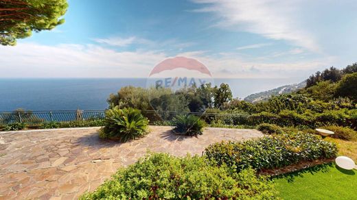 Villa in Genua, Ligurien