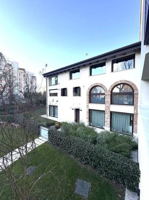 Piso / Apartamento en Treviso, Provincia di Treviso