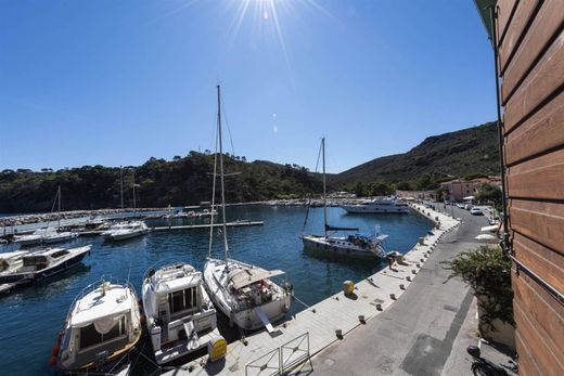 Appartement à Capraia Isola, Livourne