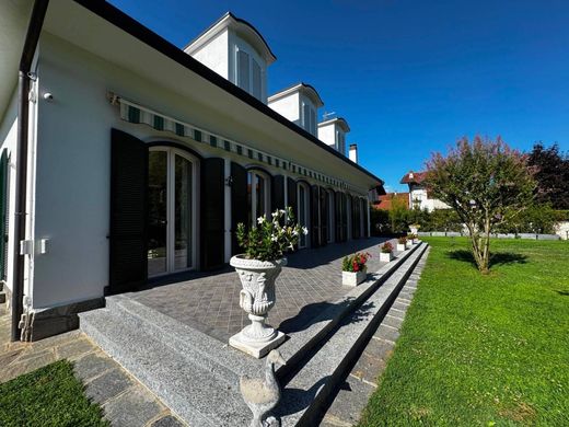 Villa à Uboldo, Varèse