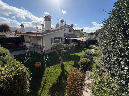 Villa in Grottaferrata, Rome