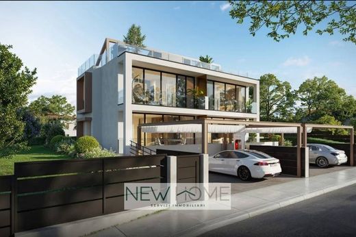 Villa Peschiera del Garda, Verona ilçesinde