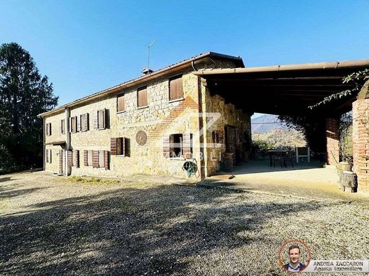 Cison di Valmarino, Provincia di Trevisoのカントリーハウス