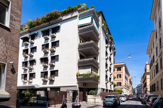 Appartamento a Roma, Lazio