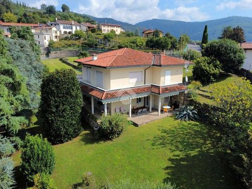 Villa in Chiuduno, Provincia di Bergamo
