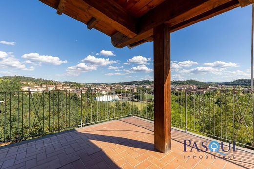 Villetta a Schiera a Poggibonsi, Siena