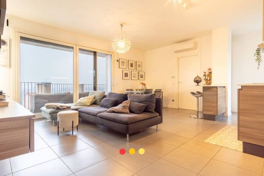 아파트 / 밀라노, Città metropolitana di Milano