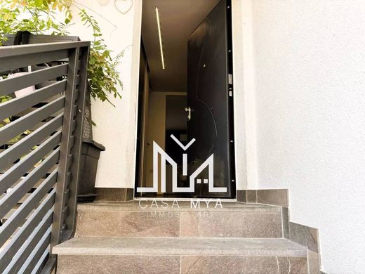 Villa in Laives, Bolzano