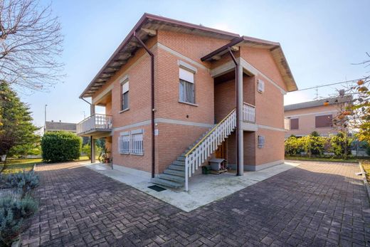 Villa in Reggiolo, Provincia di Reggio Emilia