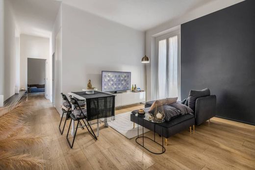 ミラノ, Città metropolitana di Milanoのアパートメント