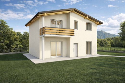 Villa à Nembro, Provincia di Bergamo