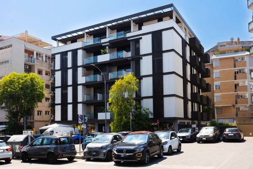 Apartment / Etagenwohnung in Rom, Latium