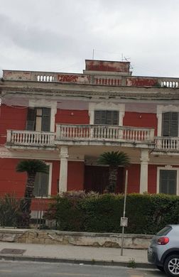 Villa in Napels, Napoli