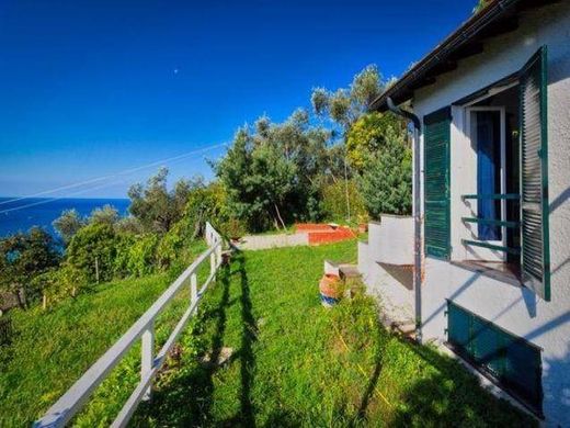 Villa in Lavagna, Provincia di Genova