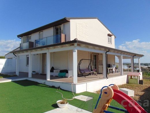 Villa a Ragusa, Sicilia