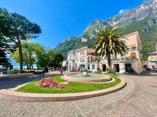 ﺷﻘﺔ ﻓﻲ Riva del Garda, Provincia autonoma di Trento