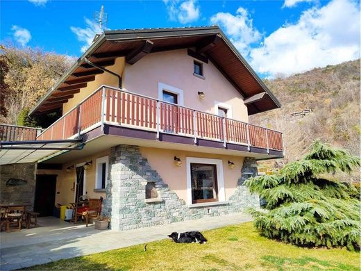 Villa en Saint-Vincent, Valle d'Aosta