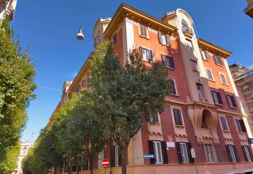 Apartment / Etagenwohnung in Rom, Latium