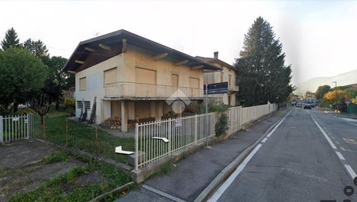 Villa a Almè, Bergamo